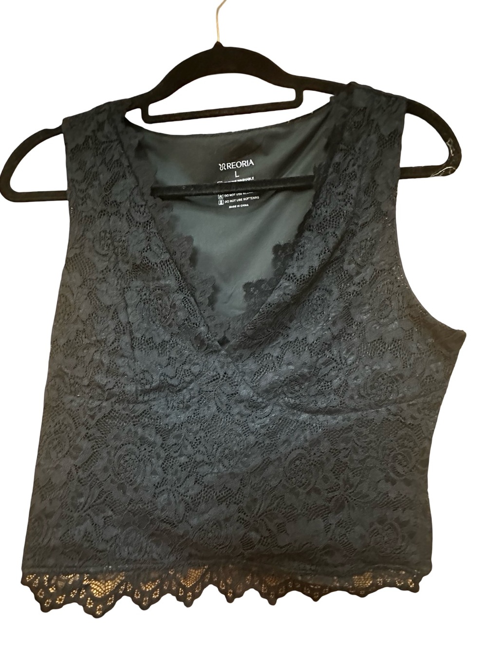 ReoRia Black Lace V-Neck Tank sz L